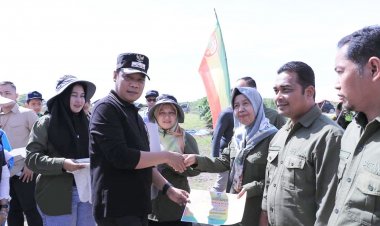 Galakkan Program Pangan Lestari, Pemko Pekanbaru  Salurkan Bantuan Saprodi di Tebing Tinggi Okura 