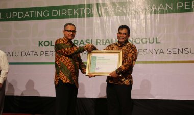 Data Kehutanan PT Arara Abadi Terbaik, BPS Riau Anugerahi Award