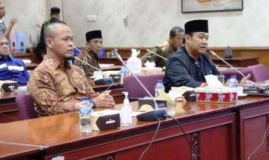 Banggar DPRD Riau dan TAPD Bahas Hasil Evaluasi Kemendagri Terhadap Rancangan KUA-PPAS Perubahan APBD 2022