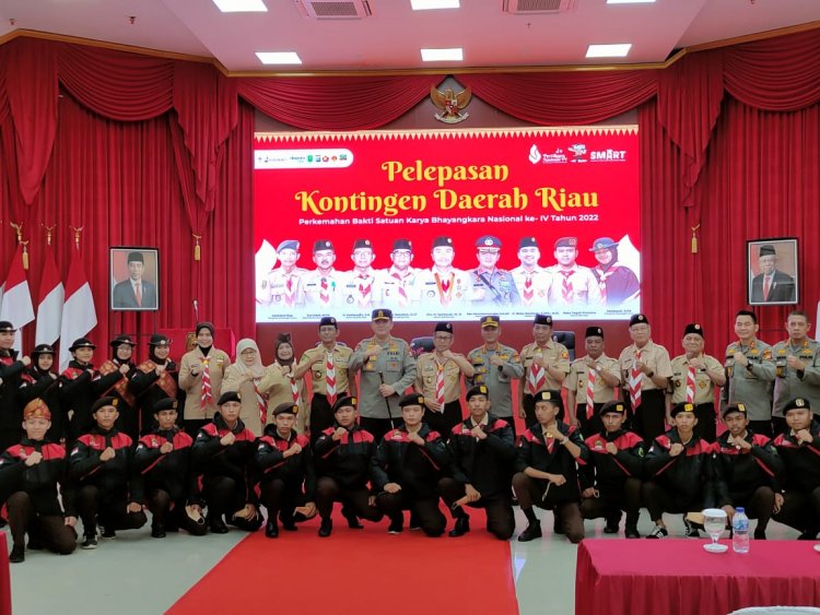 Kapolda Riau Lepas Kontingen Kwarda ke Pertikaranas IV