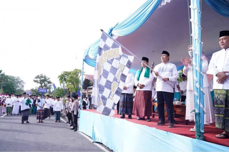 Gubri Pimpin Upacara Peringatan Hari Santri, Minta Santri 'Melek' Teknologi Informatika