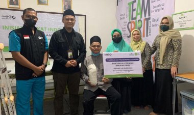 BPJS Cabang Pekanbaru bersama IZI  Riau Serahkan Bantuan Alat Bantu Dengar dan Kaki Palsu untuk Disabilitas
