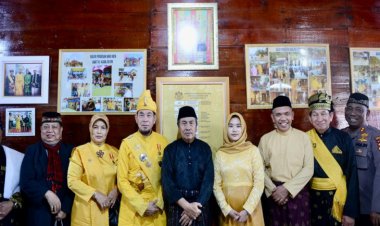 Pj Bupati Kampar Hadiri Haul ke-6 Penobatan Raja XII Kampar Kiri Gunung Sahilan