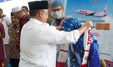 Bandara SSK II Pekanbaru Kembali Layani Penerbangan Umrah Langsung ke Arab Saudi