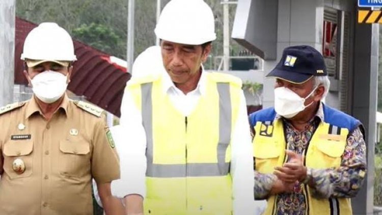Resmikan Tol Pekanbaru-Bangkinang, Ini Harapan Jokowi