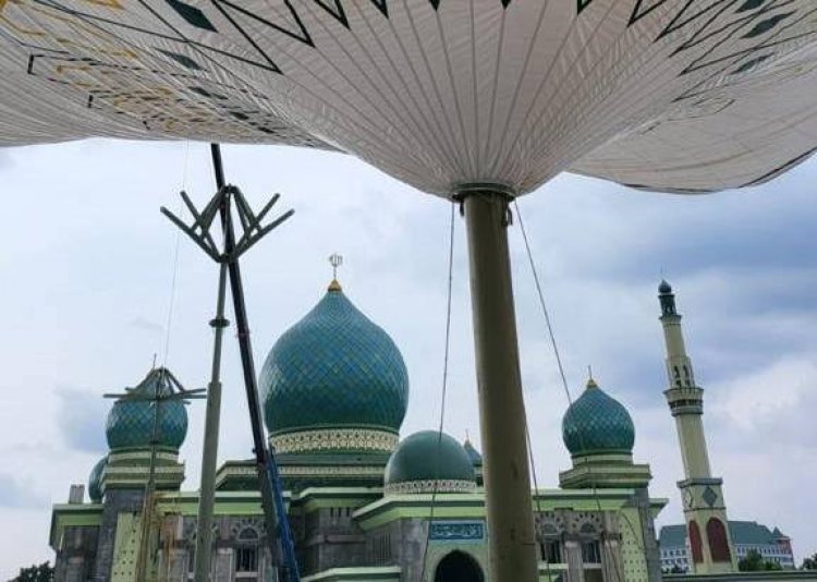 6 Payung Elektrik Masjid Raya Annur Riau Sudah Dipasang