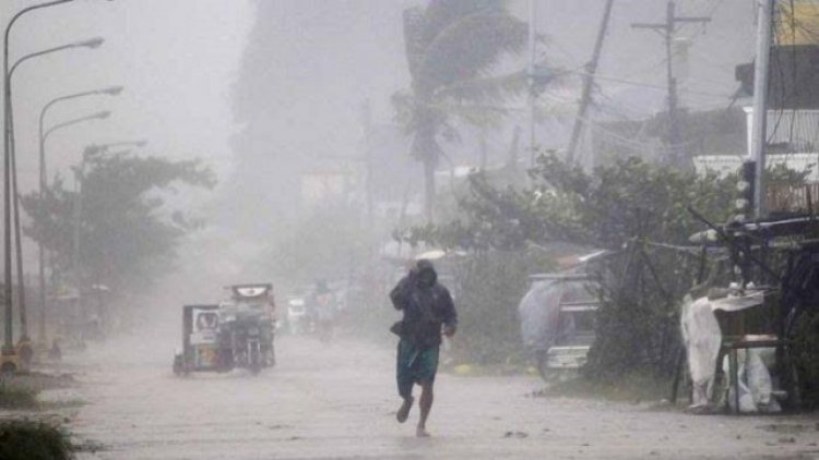 Jumat Pagi Hingga Malam Pekanbaru Diguyur Hujan Lebat, BMKG: Waspada Angin Kencang