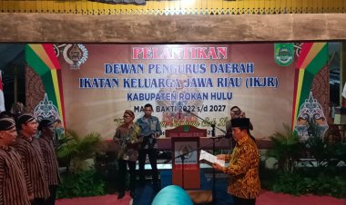 Pengurus IKJR Rohul Masa Bhakti 2022-2027 Dilantik, Sukiman Ajak Bergandengan Tangan Bangun Negeri 