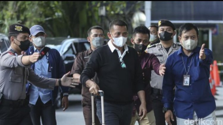 Tak Hanya Minta Jatah Fee Umrah, Adil Juga Palakin Kepala SKPD