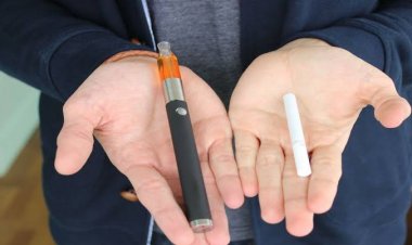 Tak Lebih 'Aman' Dibanding Asap Rokok, Begini Bahaya Uap Vape Buat yang Terpapar