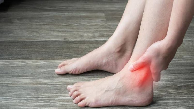 6 Cara Menghilangkan Nyeri Asam Urat dengan Cepat