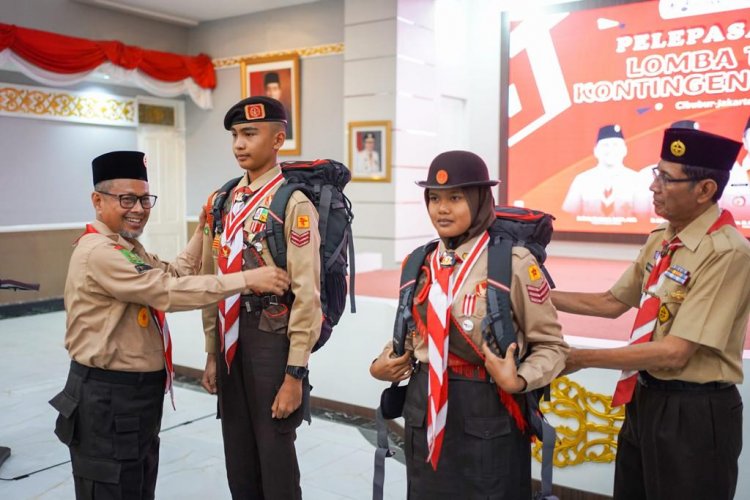 Lepas Kontingen Lomba Tingkat V Nasional, Ini Pesan Gubernur Riau