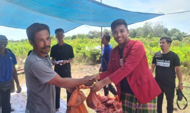 Ikatan Mahasiswa Muhammadiyah Pekanbaru Selenggarakan Qurban Untuk Warga Pinggiran Siak