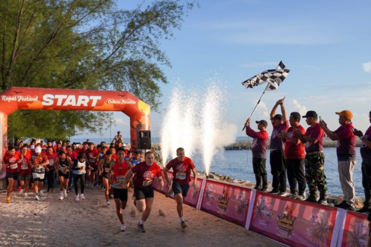 Wabup Bengkalis Lepas Running 10k Pulau Rupat Diikuti Turis Mancanegara