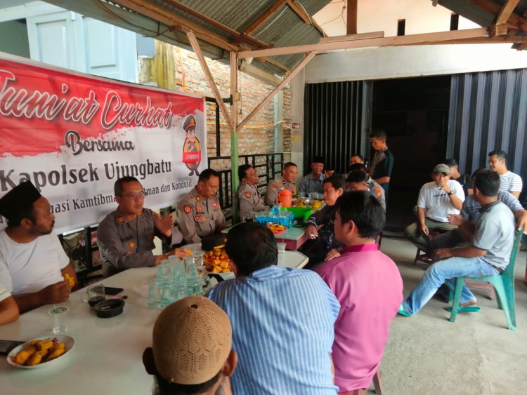 'Jumat Curhat' Polsek Ujungbatu, Masyarakat Keluhkan Warung Remang-remang Hingga Kabel Listrik