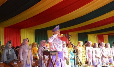 Gubri Pembina Upacara HUT Ke-66 Provinsi Riau, Bersinergi Wujudkan Pembangunan Berkelanjutan