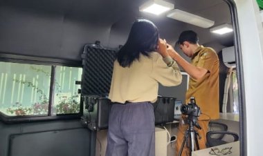 Bus Adminduk Keliling Disdukcapil Pekanbaru Ikut Bersama Roadshow Bus KPK