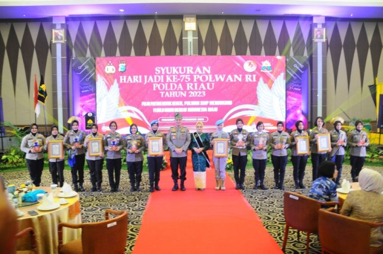 Hari Jadi ke-75 Polwan, Kapolda Riau Ingatkan Tugas Polwan Tidak Mudah