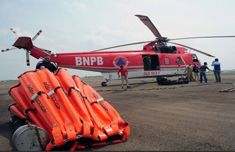 Atasi Karhutla di Pasir Limau Kapas Rohil,  BPBD Kerahkan Dua Helikopter Water Bombing