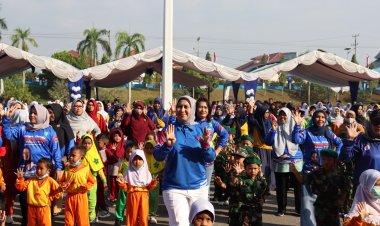 Bupati Inhu Rezita Rayakan Hari Anak Nasional, Bergembira dengan Ratusan Anak 