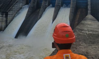 Pintu ULPLTA Koto Panjang Dibuka, BPBD Riau Imbau Kabupaten dan Kota Antisipasi Banjir dan Longsor