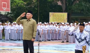 Ketua Dewan Pendidikan Riau Prof Junaidi Ajak Guru dan Pelajar Jauhi LGBT dan Narkoba