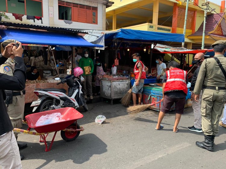 Pemko Pekanbaru Akan Relokasi Pedagang Pasar Tumpah di Jalan Ahmad Yani ke Pasar Agus Salim