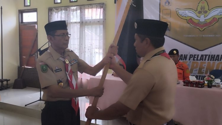 Ketua Kwarda Riau Buka Brigade Penolong V