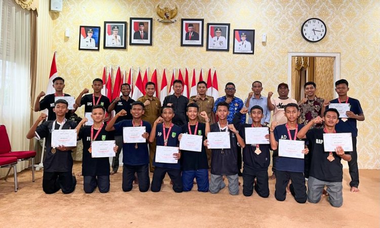 Bupati Rohil Bangga Street Soccer Asal Rohil Berhasil Raih Medali Emas Tingkat Nasional