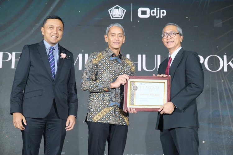 Pertamina Hulu Rokan Menerima Penghargaan Tax Award 2023