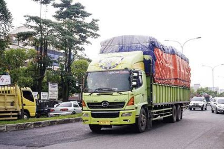 Catat, Truk Tonase Besar di Pekanbaru Dilarang Melintasi Ruas Jalan Ini