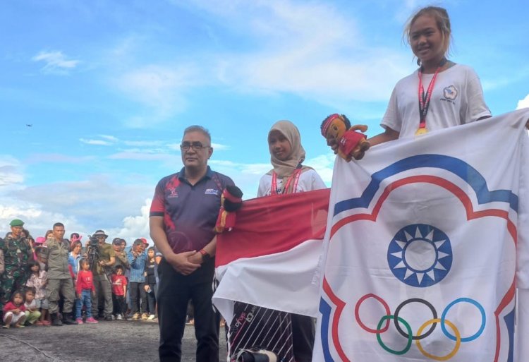 Adiva Zahira Nathania Atlet Ski Air Asal Pekanbaru Raih Medali Perak di Asia Wakafest 2023