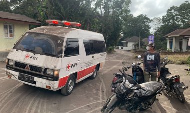Gunung Marapi Erupsi, 28 Pendaki Masih Dicari, Hujan Abu Vulkanik Landa Kabupaten Agam dan Sekitarnya