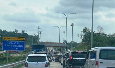 4.466 Unit Kendaraan Masuk Jalan Tol Bangkinang-XIII Koto Kampar Sejak Dibuka 24 Desember 2023