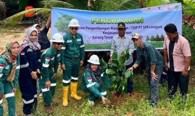 Jelang Akhir Tahun, PT SPR Langgak Lakukan Program Penghijauan dan Pelatihan Digital Marketing