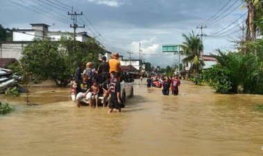 Siswa Terpaksa Belajar Daring, Ini Daftar 29 SMA Sederajat di Riau yang Terdampak Banjir