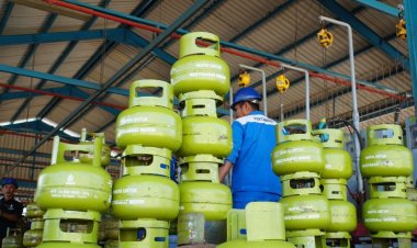 HET Gas 3 Kg di Pekanbaru Masih Rp18 Ribu per Tabung, Disperindag Ancam Pangkalan Gas yang Nakal