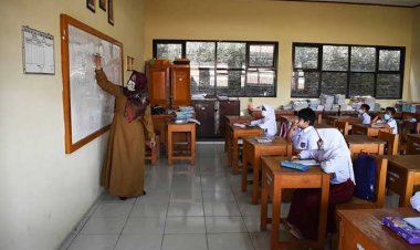 Tunjangan Sertifikasi Guru Didapat Jika Penuhi Syarat, Minimal 24 Jam dalam Sepekan