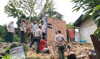 BPBD Pekanbaru Tinjau Rumah Terdampak Longsor di Rumbai Timur dan Kulim