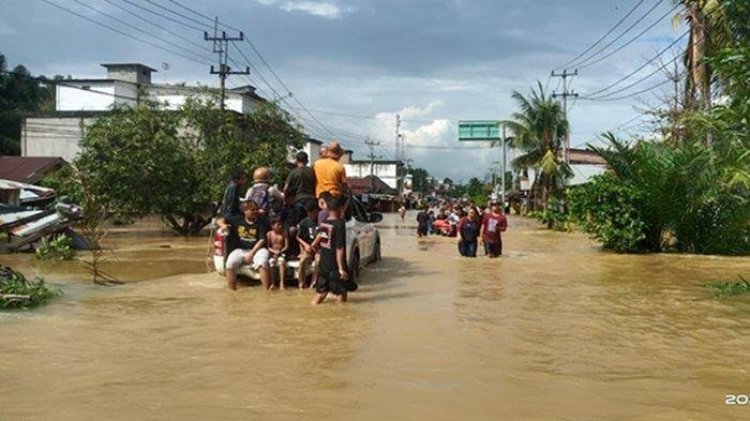 Siswa Terpaksa Belajar Daring, Ini Daftar 29 SMA Sederajat di Riau yang Terdampak Banjir