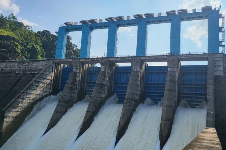 PLTA Koto Panjang kembali Tambah Tinggi Bukaan Pintu Waduk 5x40 Cm