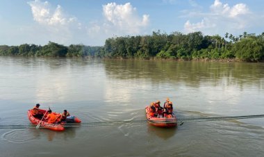 Tim SAR Gabungan Bocah 9 Tahun yang Tenggelam di Sungai Kampar Sudah tak Bernyawa