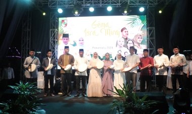 Buka Gema Isra Miraj Nabi Muhammad SAW 1445 H, Pj Wali Kota Pekanbaru Ajak Warga Turut Benahi Permasalahan Kota