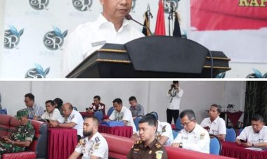 Lindungi Kepentingan Masyarakat Setempat, Pj Bupati Kampar Buka Rapat TIM Pengawasan Orang Asing