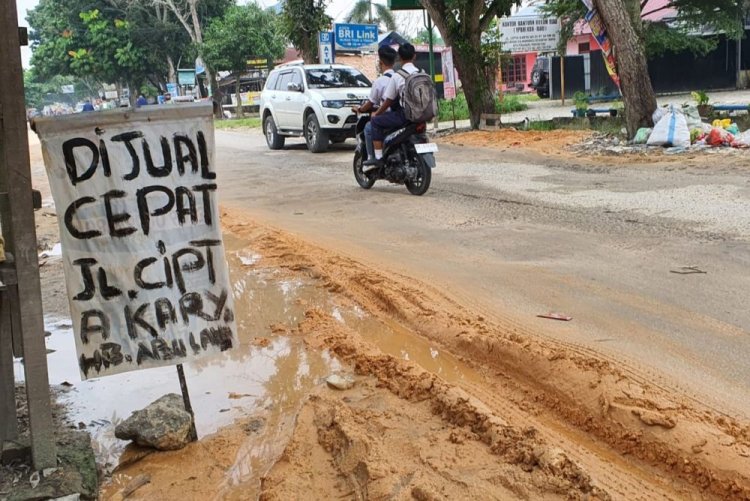 Jalan Cipta Karya Masih Rusak, Pemprov Riau Minta Pemko Pekanbaru Segera Selesaikan Administrasi Aset