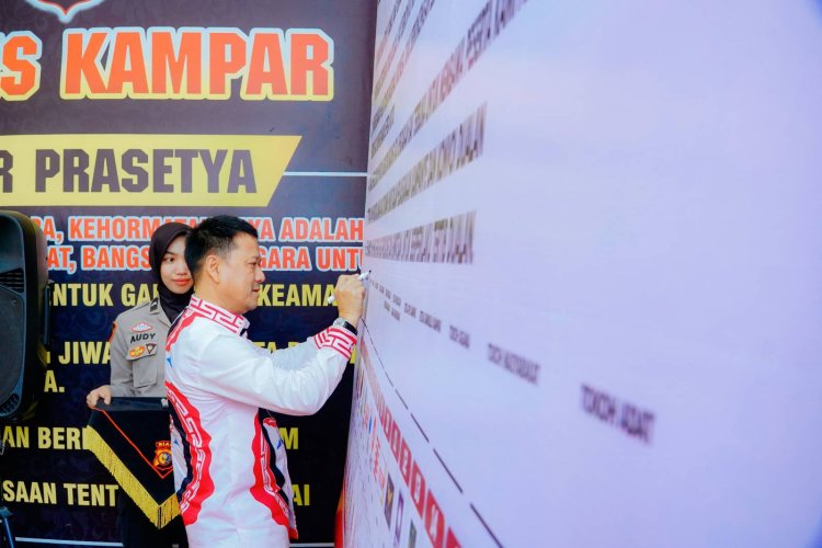 Tandatangani Deklarasi Pemilu Damai Berlalu Lintas, Pj Bupati Kampar Dukung Pemilu Damai 2024