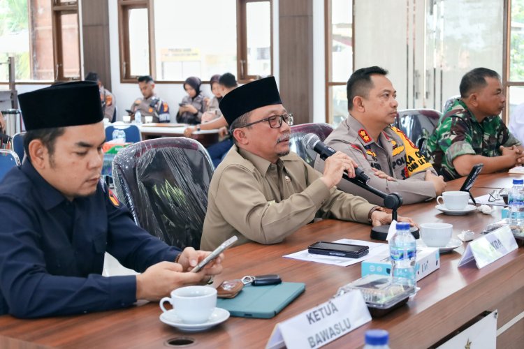 Hadiri Rakor Jepang Pleno Pemilu, Sekda Siak Minta Junjung Sopan Santun
