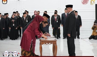 Anggota KPU 11 Kabupaten/kota di Riau Dilantik Ketua KPU RI