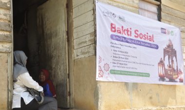 Kanwil DJBC Riau bersama IZI Riau berbagi 85 Paket Ramadhan untuk Masyarakat Pinggiran Pekanbaru