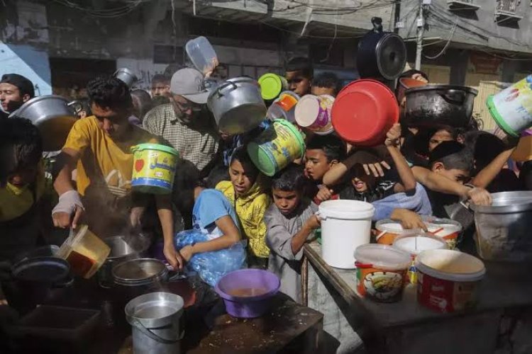 Biadab! Israel Tembaki Ribuan Pengantre Makanan di Gaza